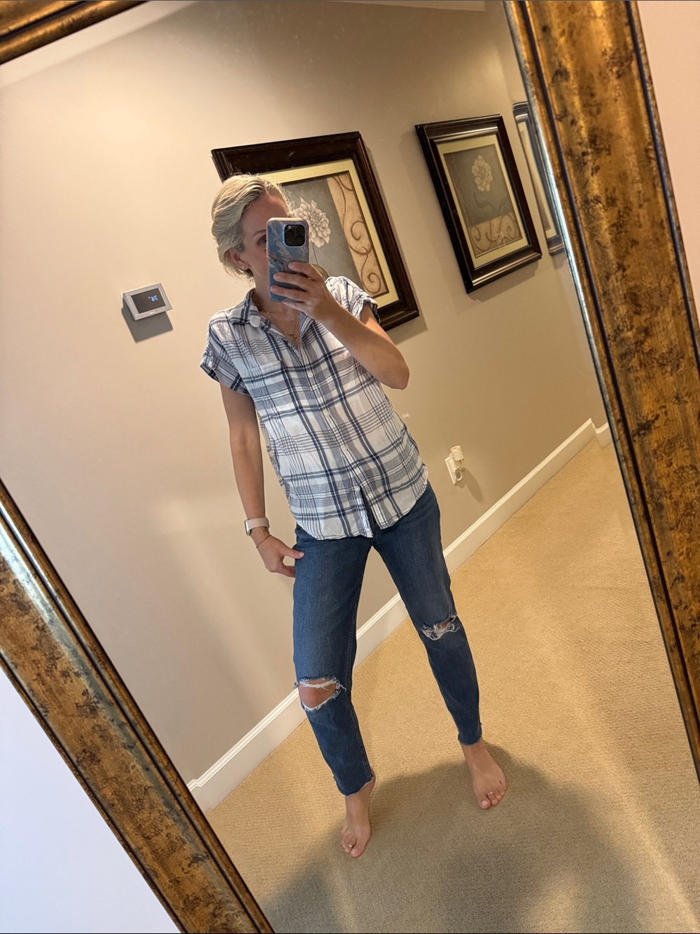American Eagle Outfitters Blue and White Plaid Button-Down Shirt